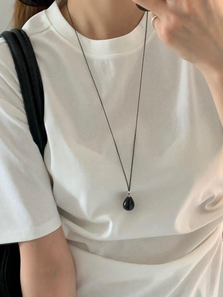 블랙물방울 롱 목걸이