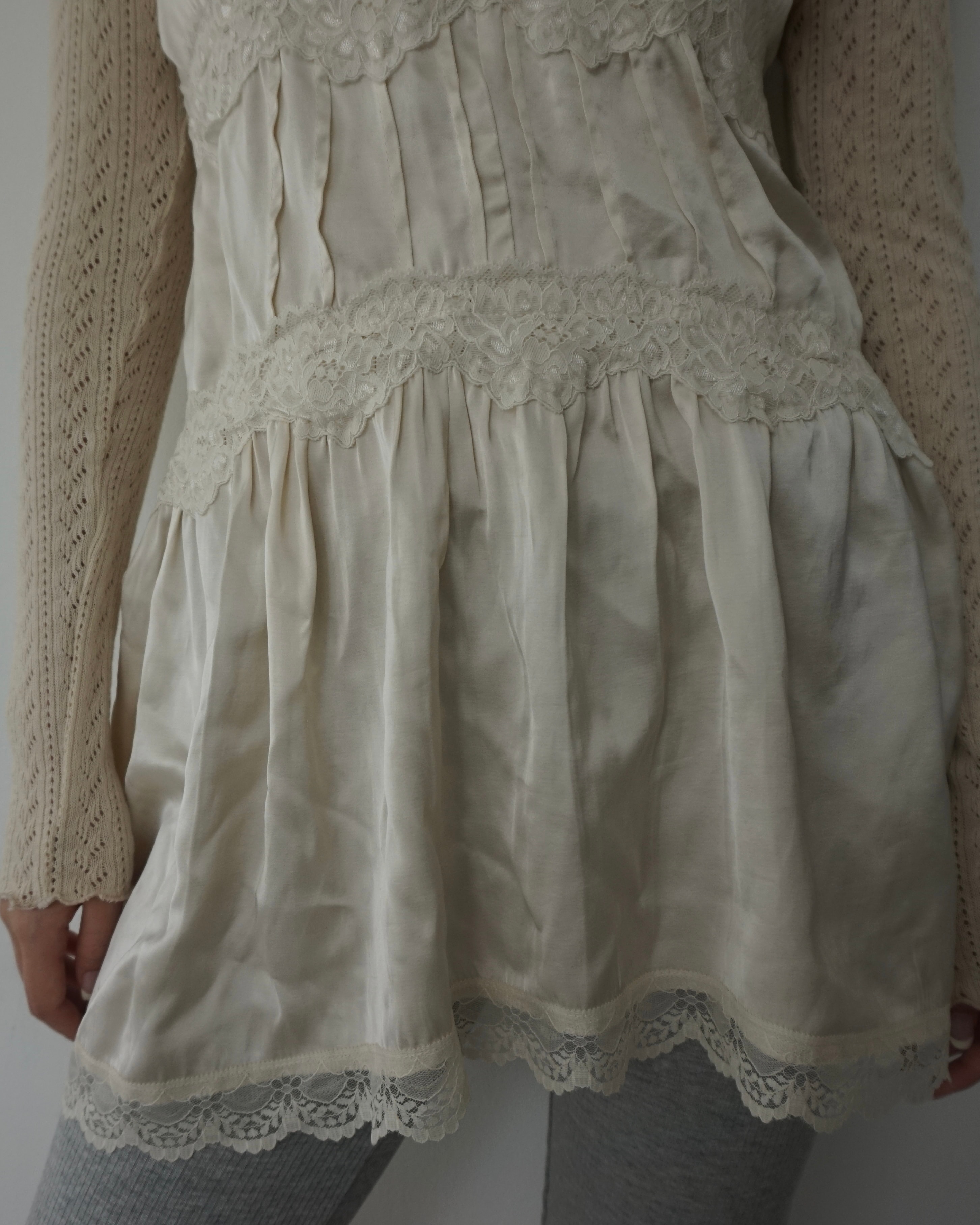 Smock ribbon mini dress