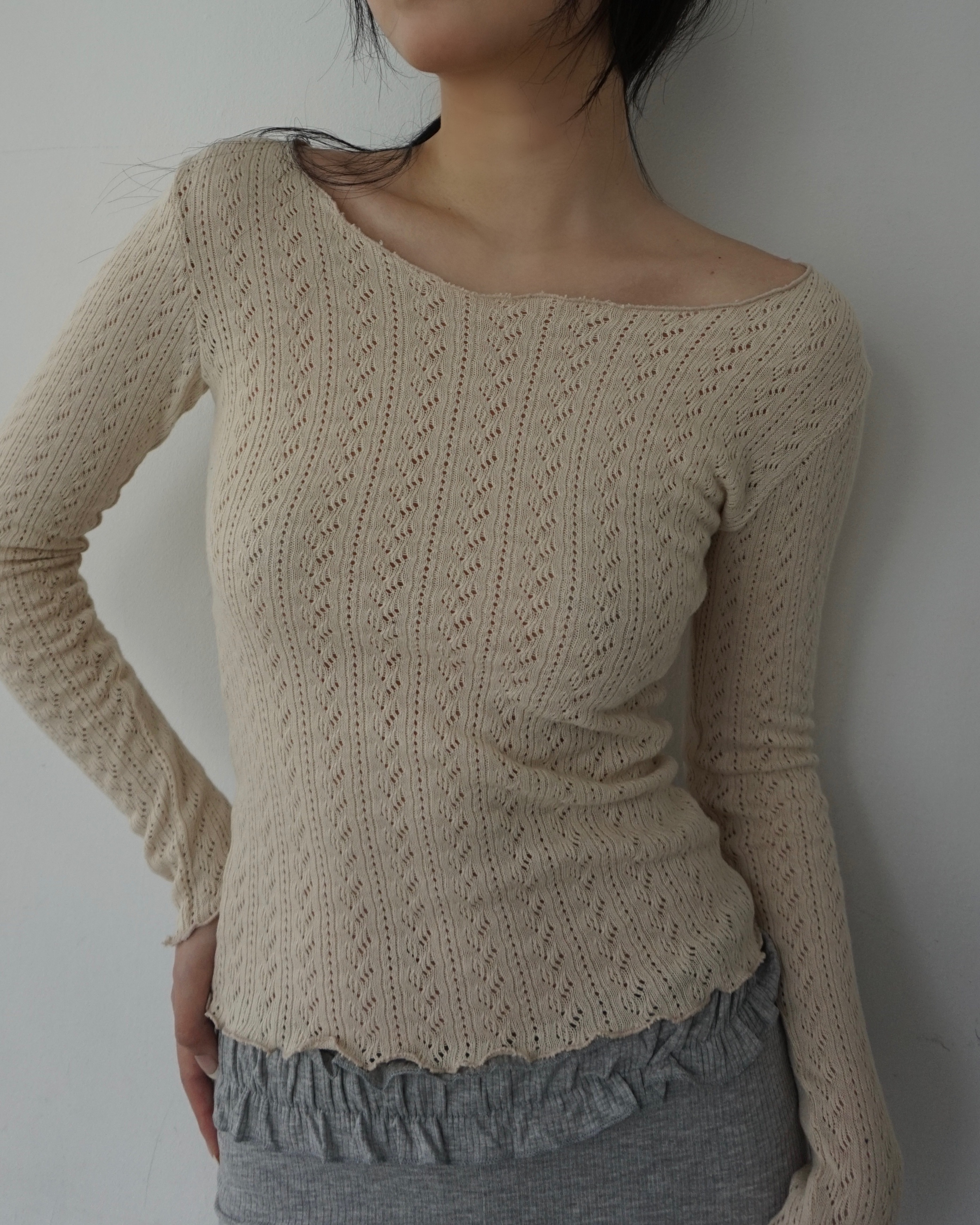 Wave punching knit