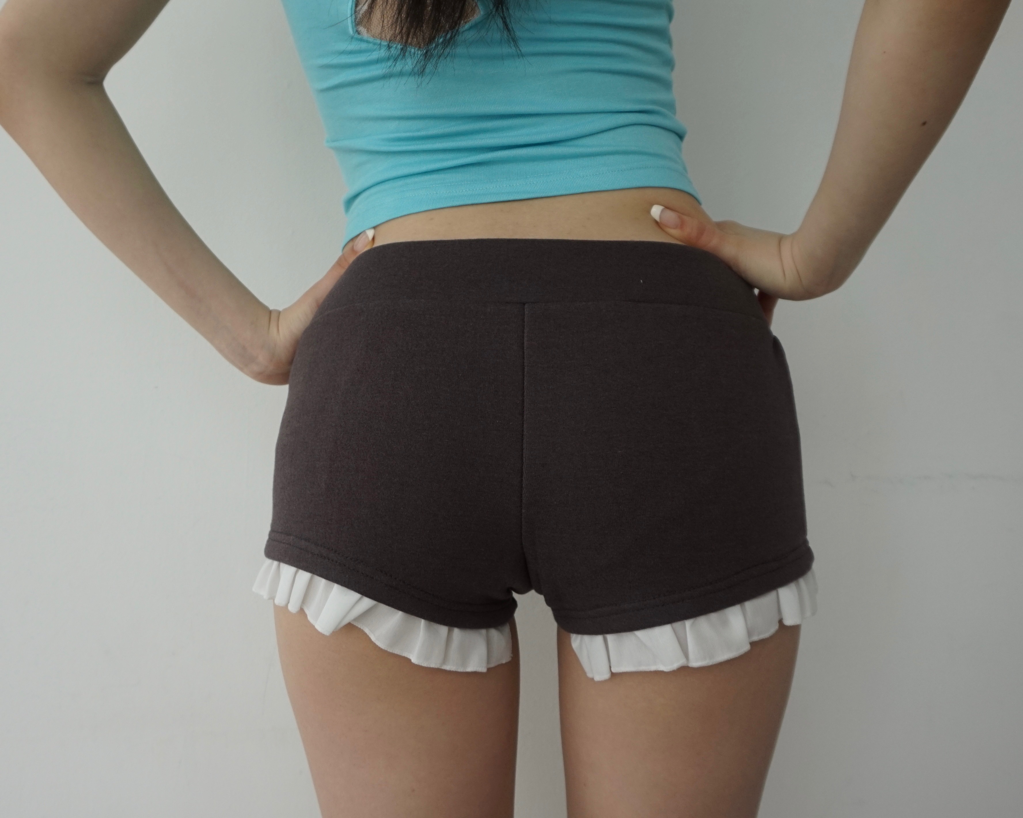 Button frill shorts