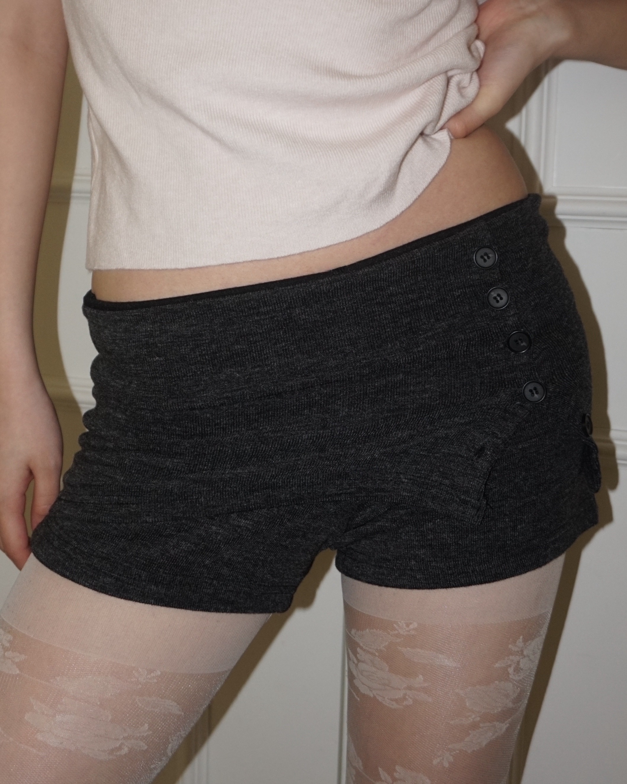 Folding button shorts