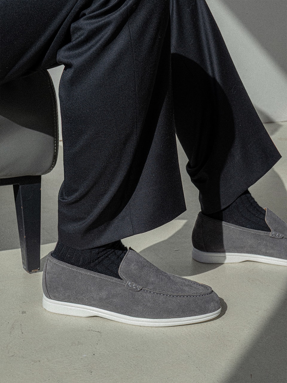 Resort Loafers #502W [Gray suede]