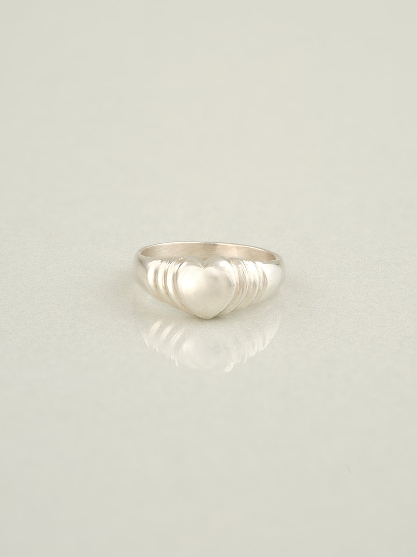Heart wings ring