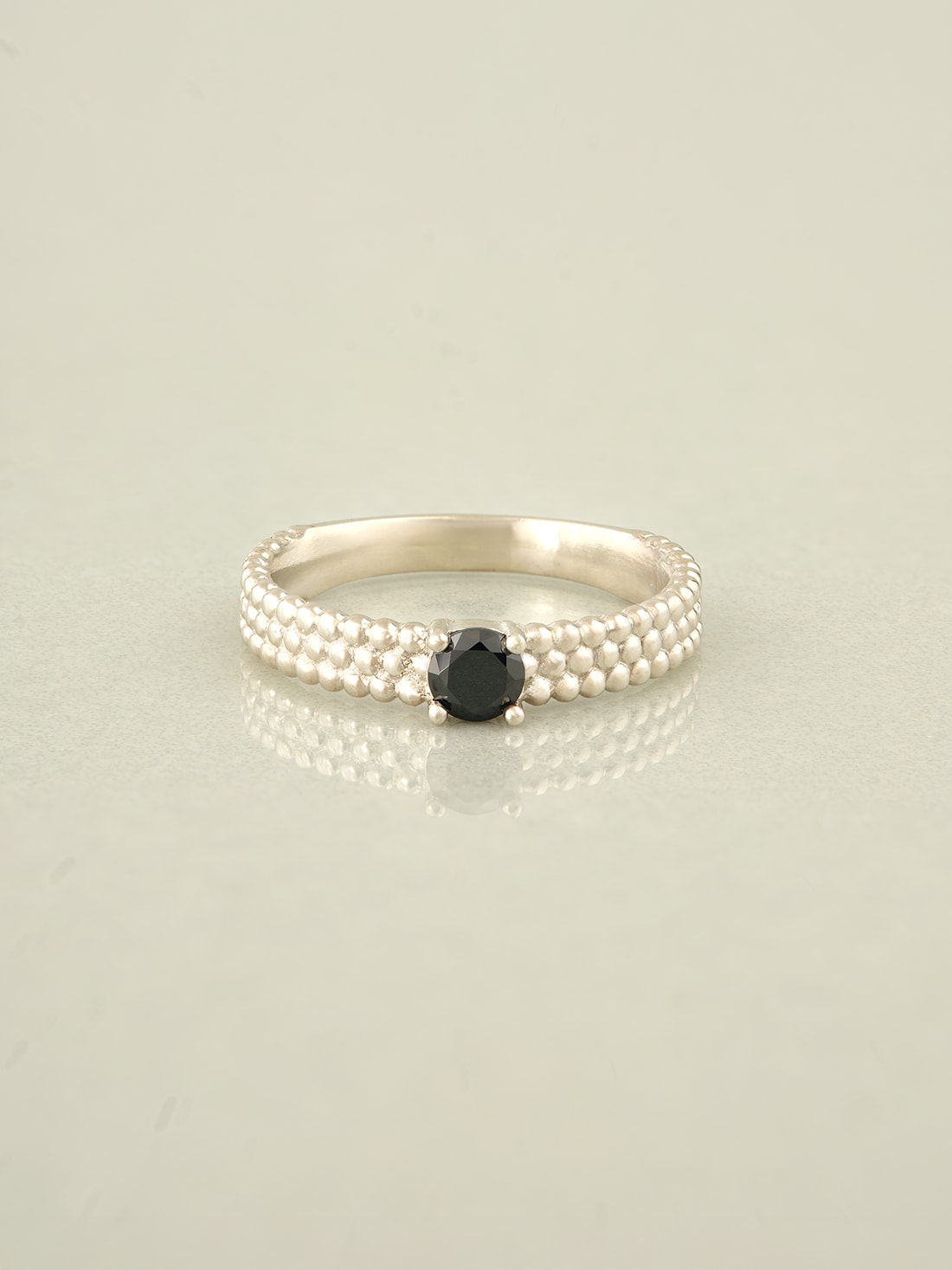 Abyss ring
