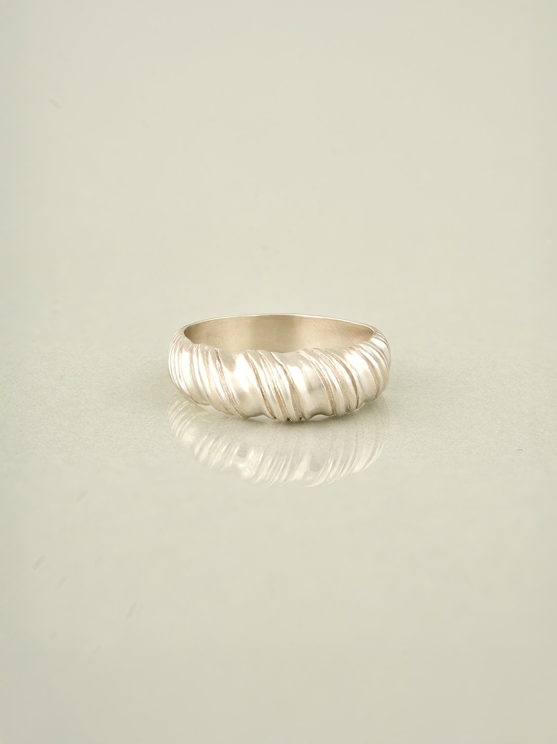 Mare ring