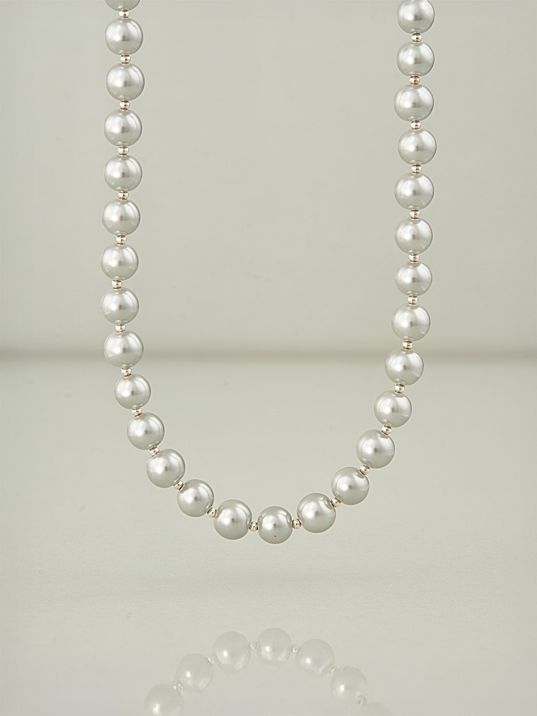 Pearl necklace - Silver gray