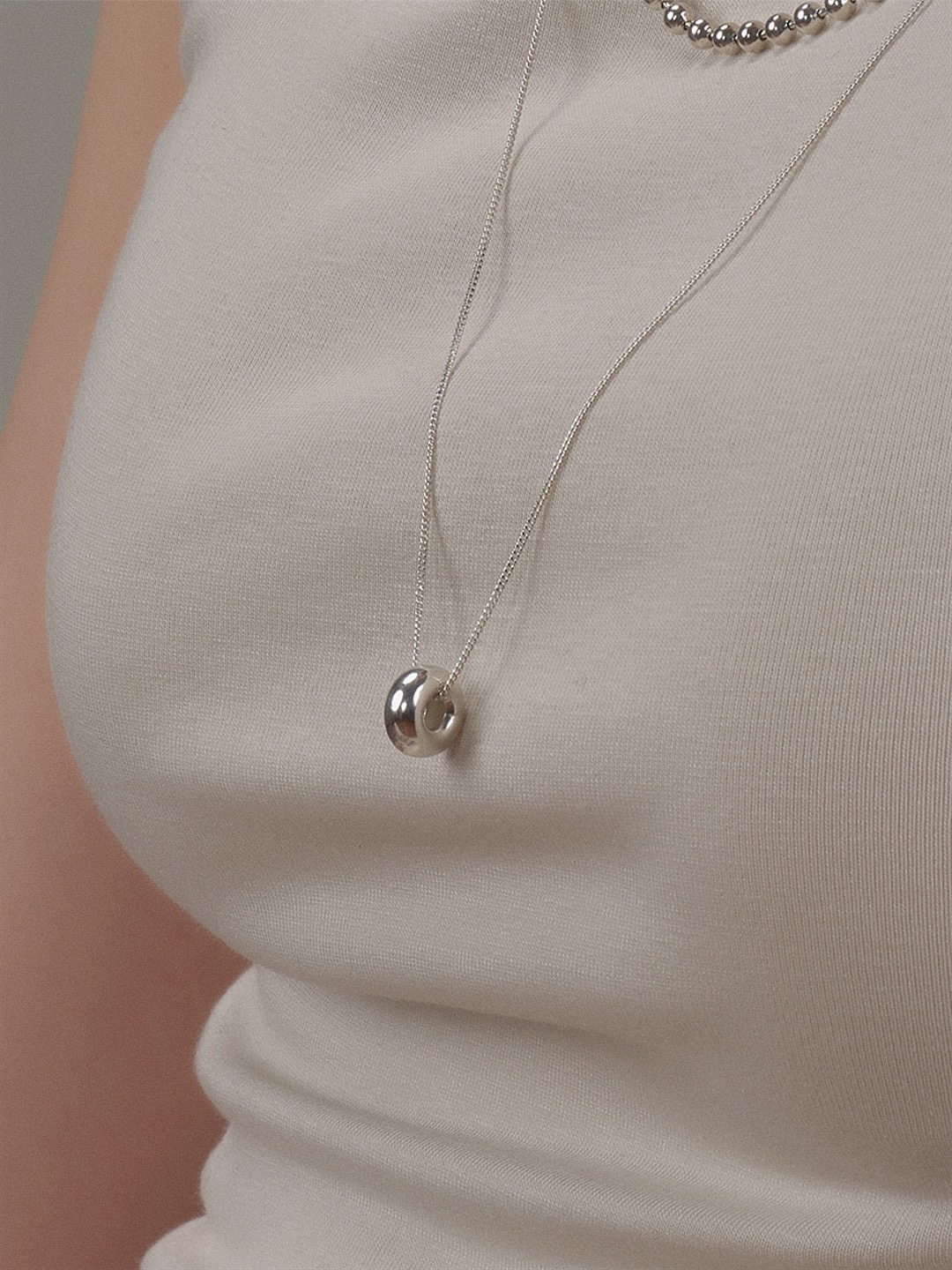 Donut necklace