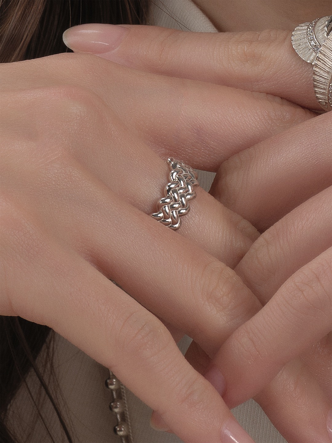 Tie button ring