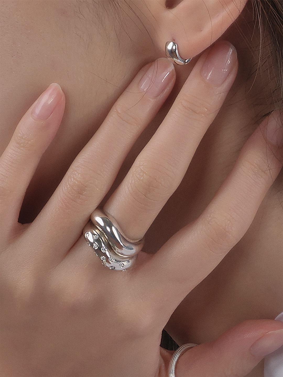 Ringoé ring - moissanite