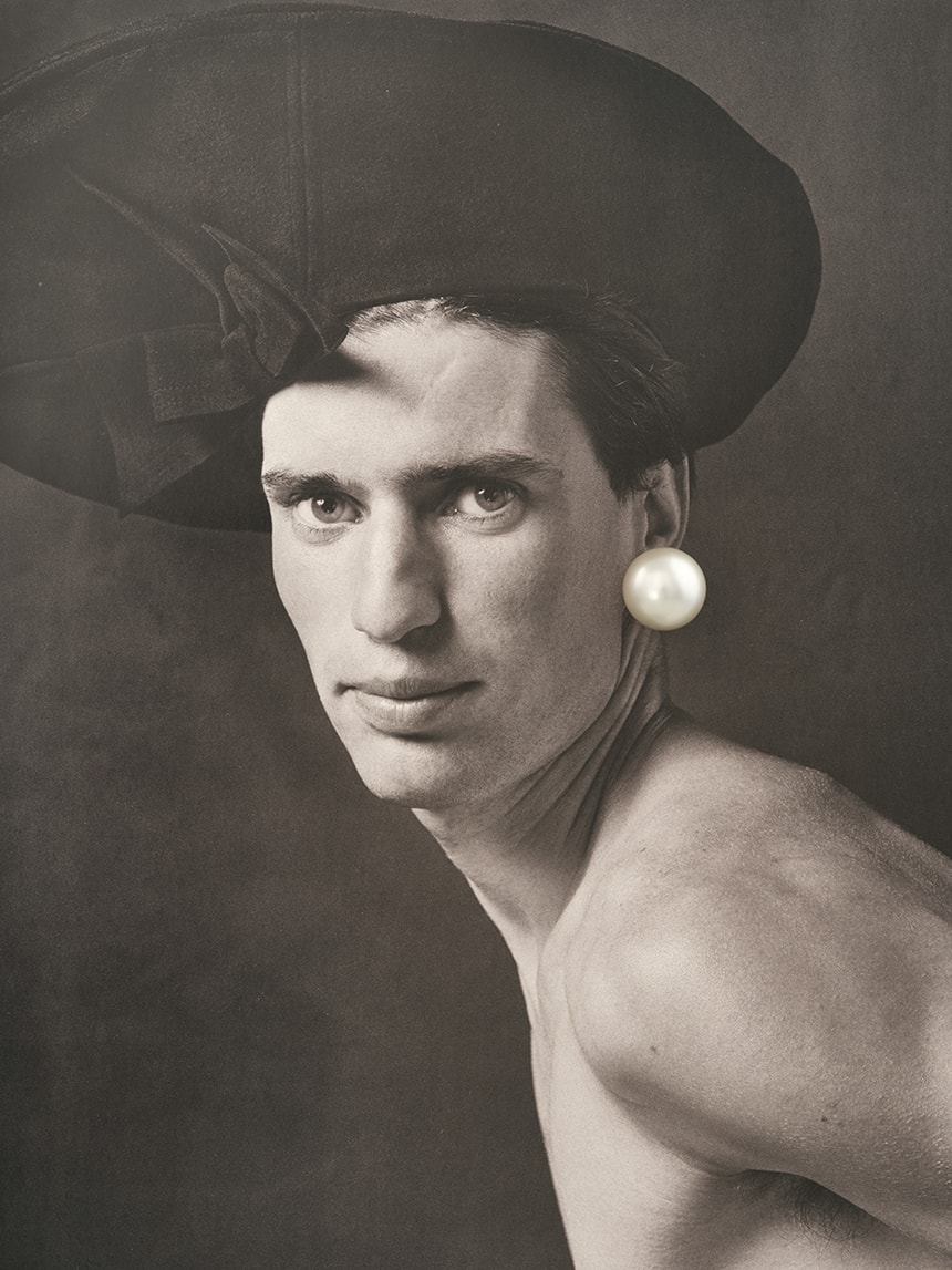 Graypearl earring