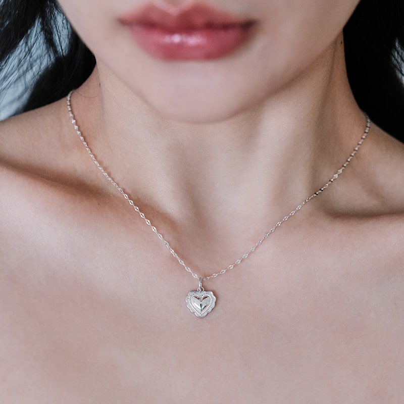 Lace Heart Pendant