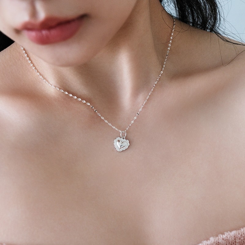 Lace Heart Pendant