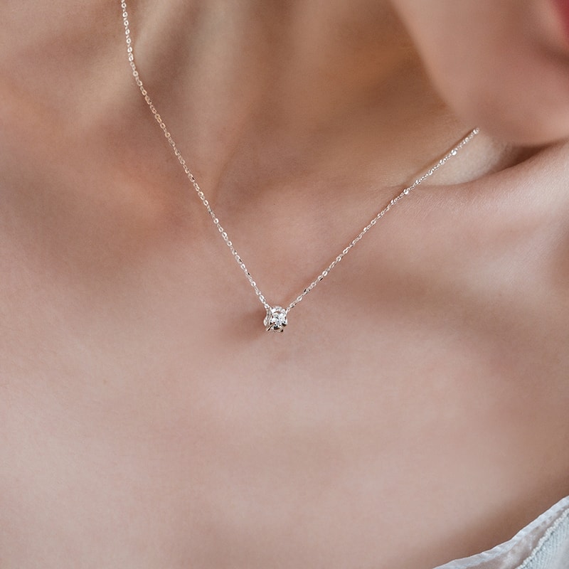 Gem Tufted Pendant