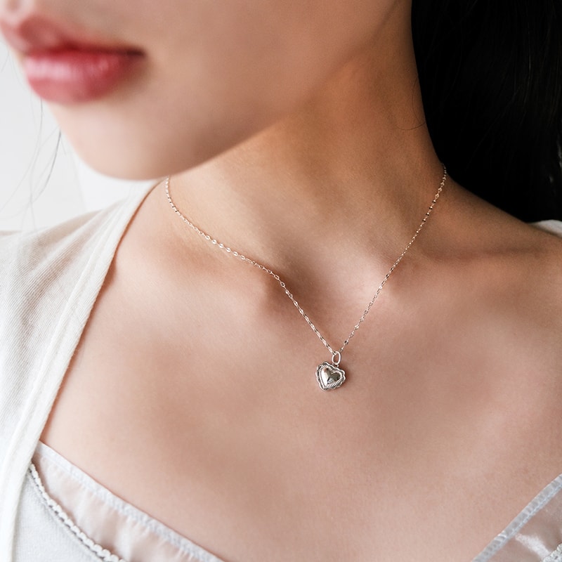 Lace Heart Pendant