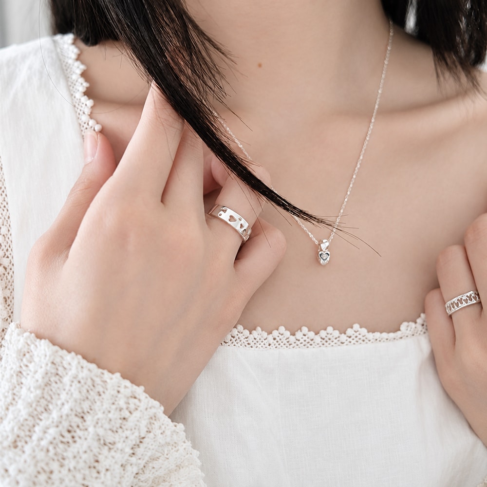 Flat open work heart ring