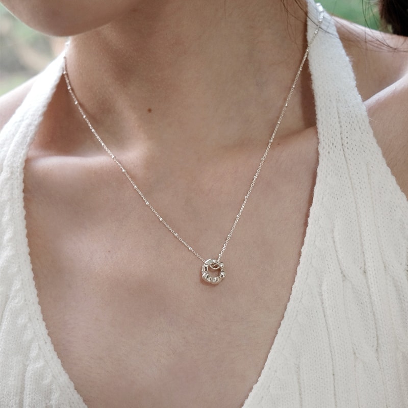 Sparkle circle heart pendant