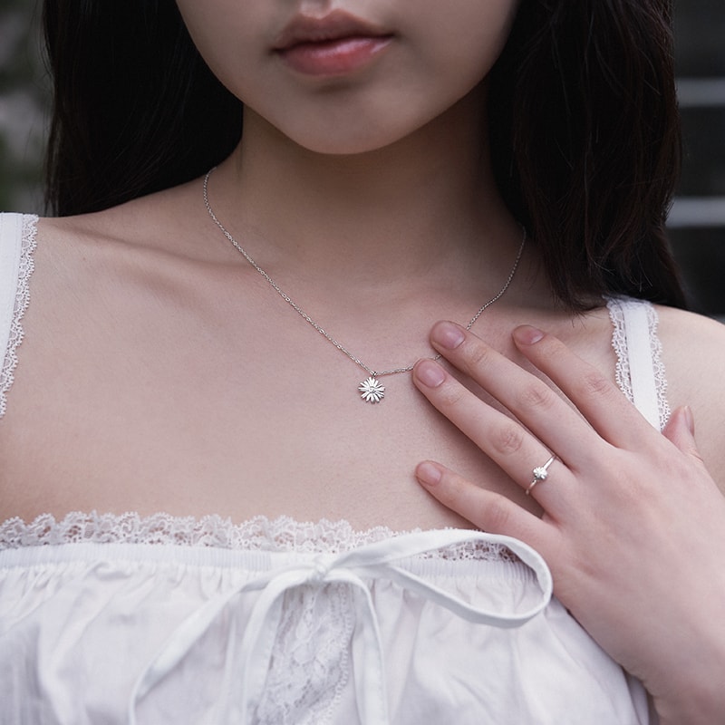 Serene Floret Pendant