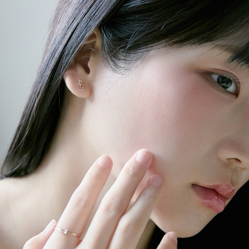 14K Loose Loop piercing