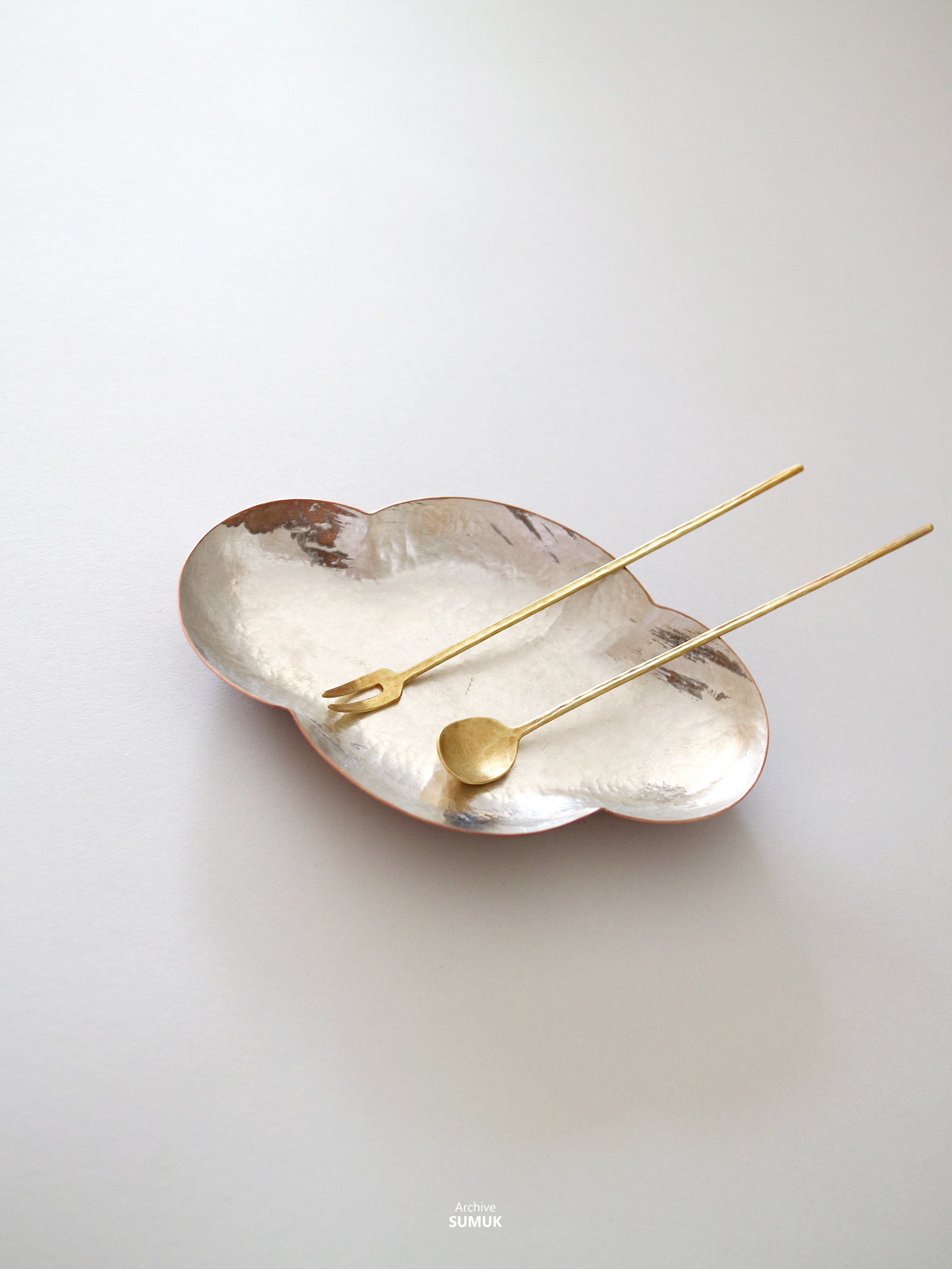 Archive_03 / 연온 받침, 호승 (구리, Copper)