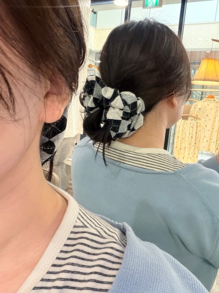 겨울 아가일 체크 니트 💗헤어슈슈 곱창 빅스크런치