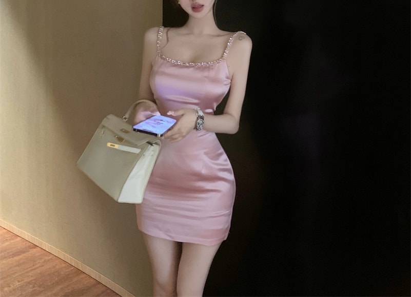 [High Quality] 로에르 큐빅라인 글램핏 새틴