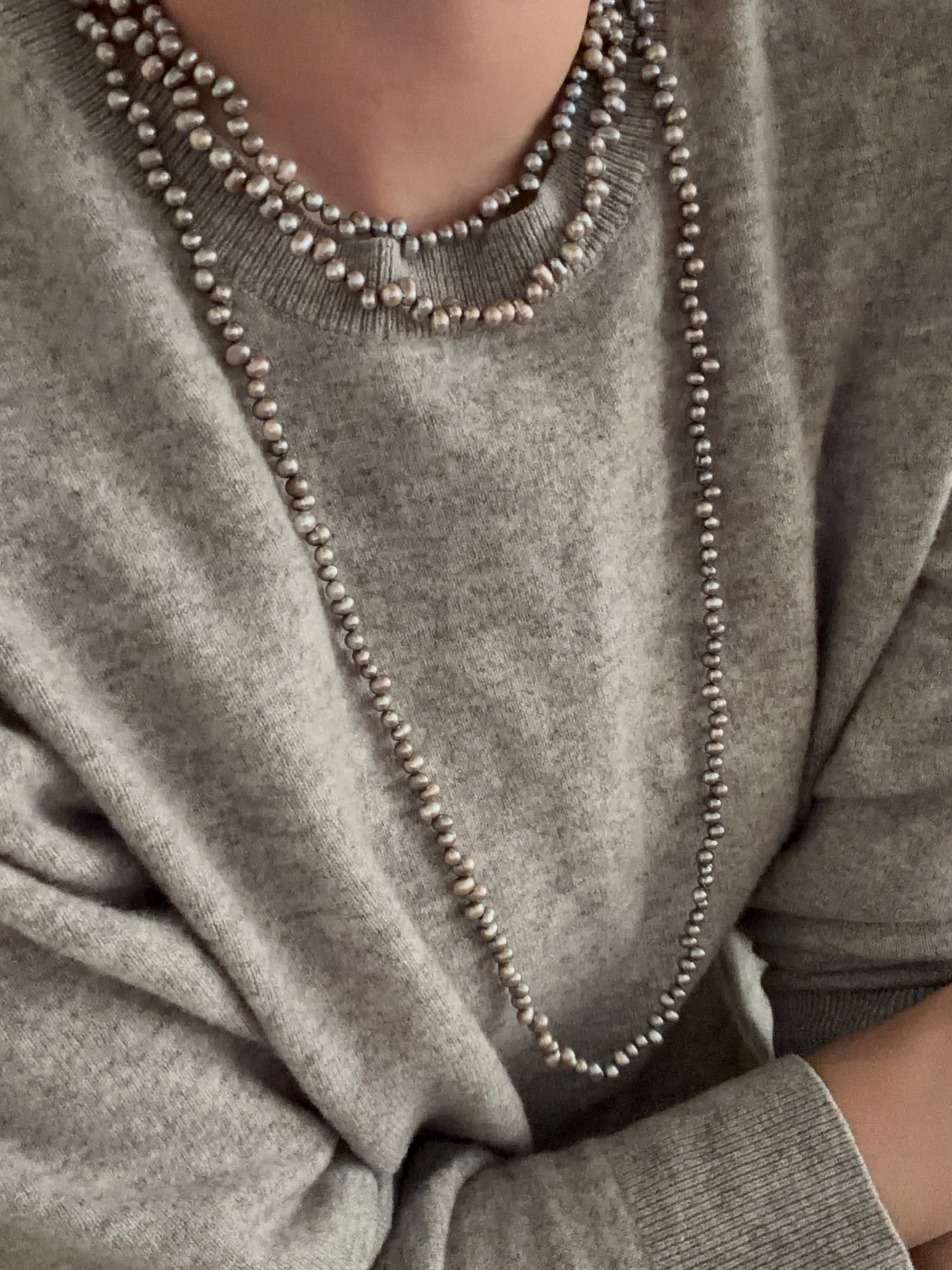 OMBRÉ PEARL NECKLACE