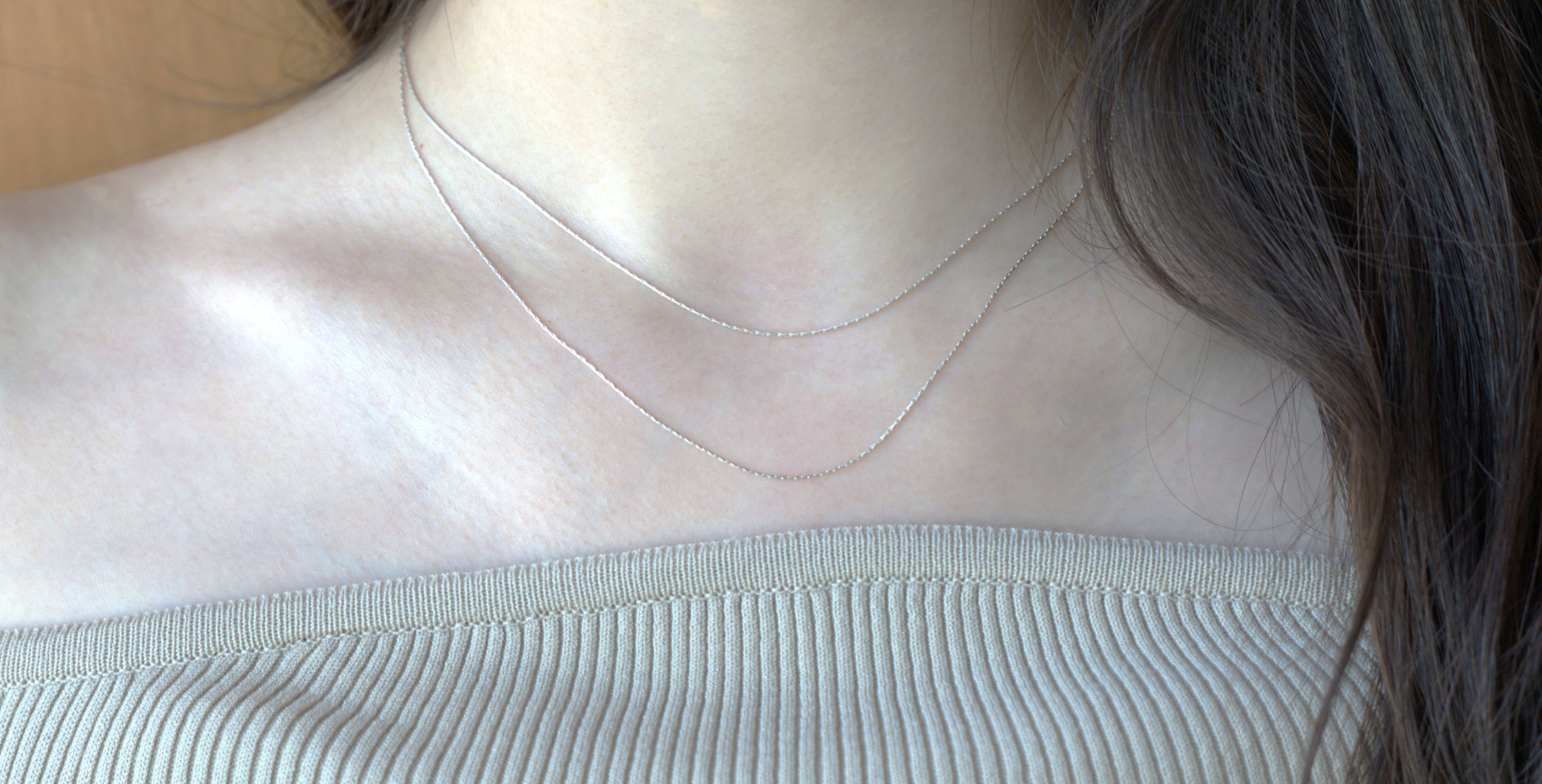 *NEW* Thin Line Necklace