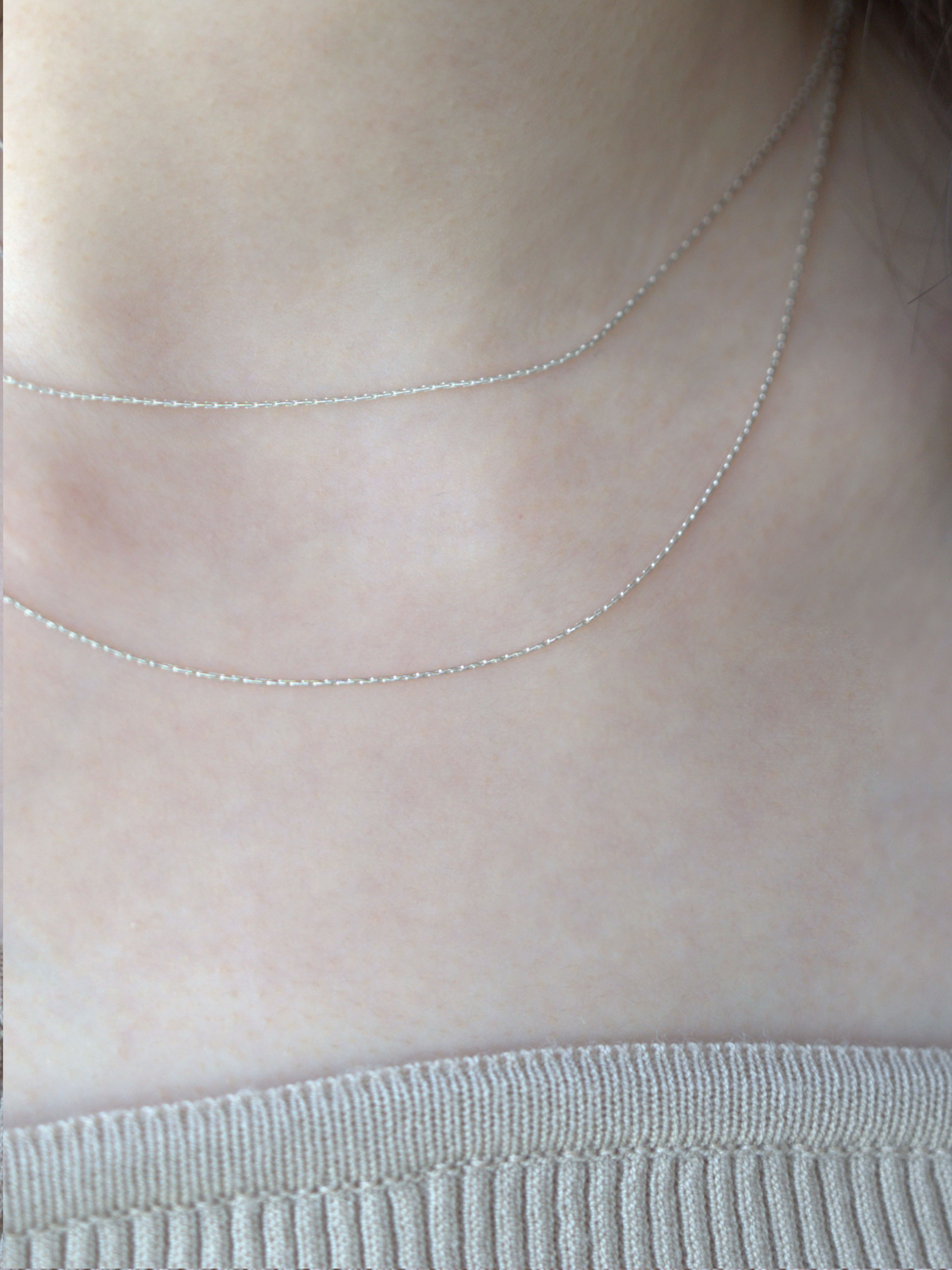 *NEW* Thin Line Necklace
