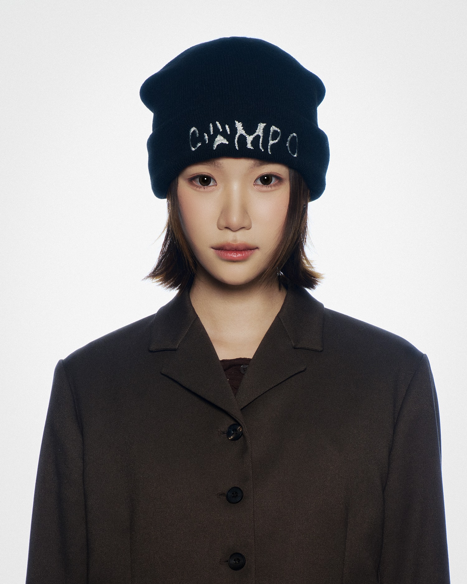 Loose Bonnet in Black