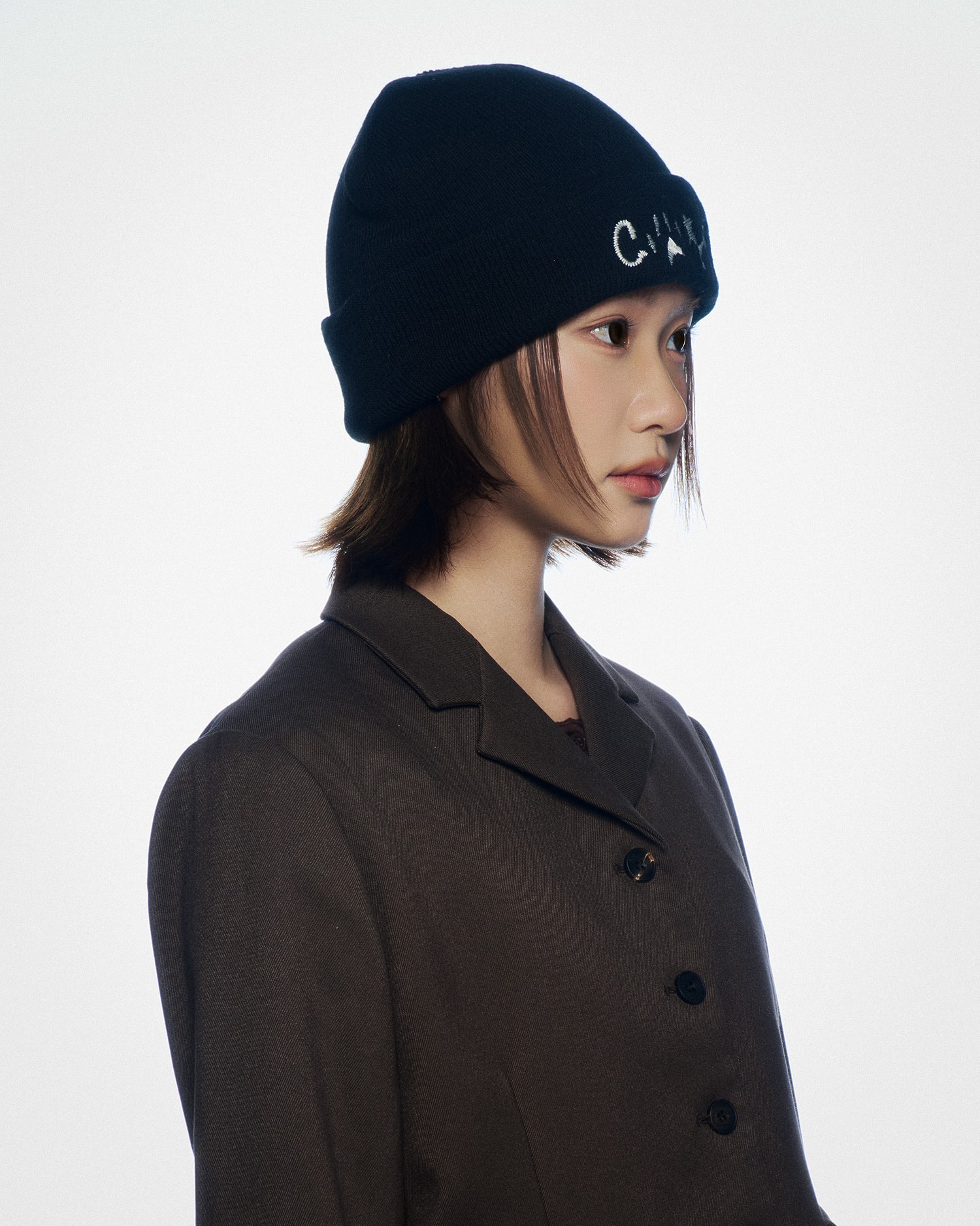 Loose Bonnet in Black