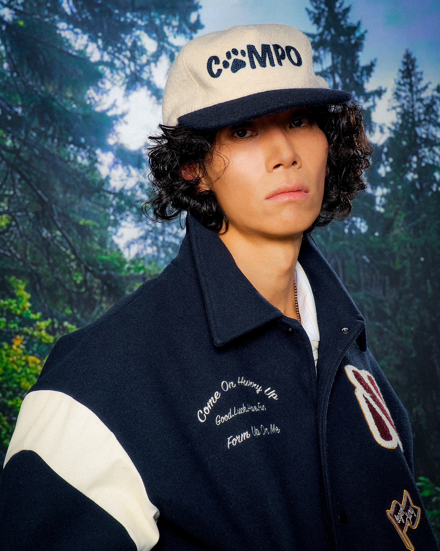 Wool Cap in Navy / White