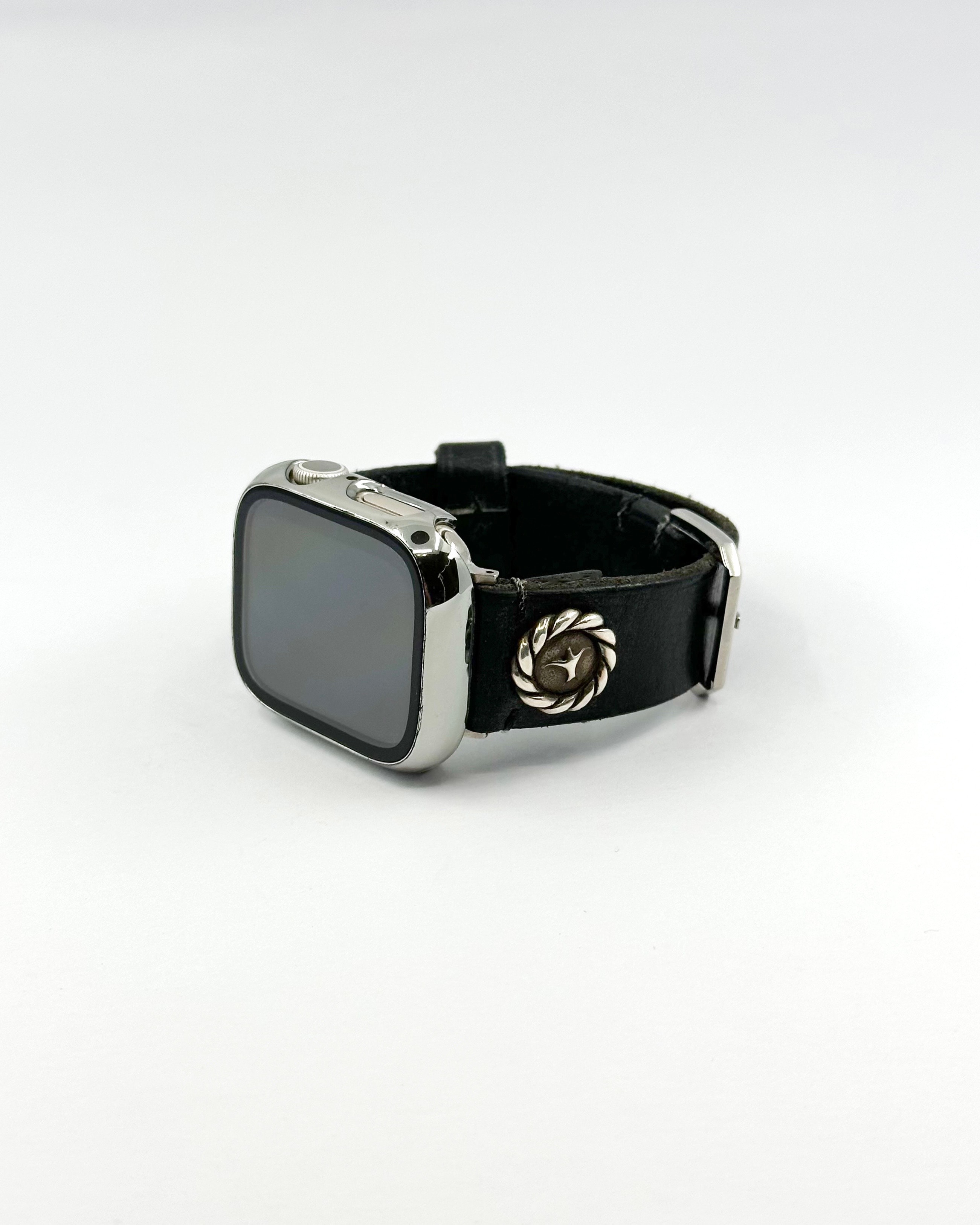 CONCHO APPLE WATCH STRAP (BLACK) / SILVER 925
