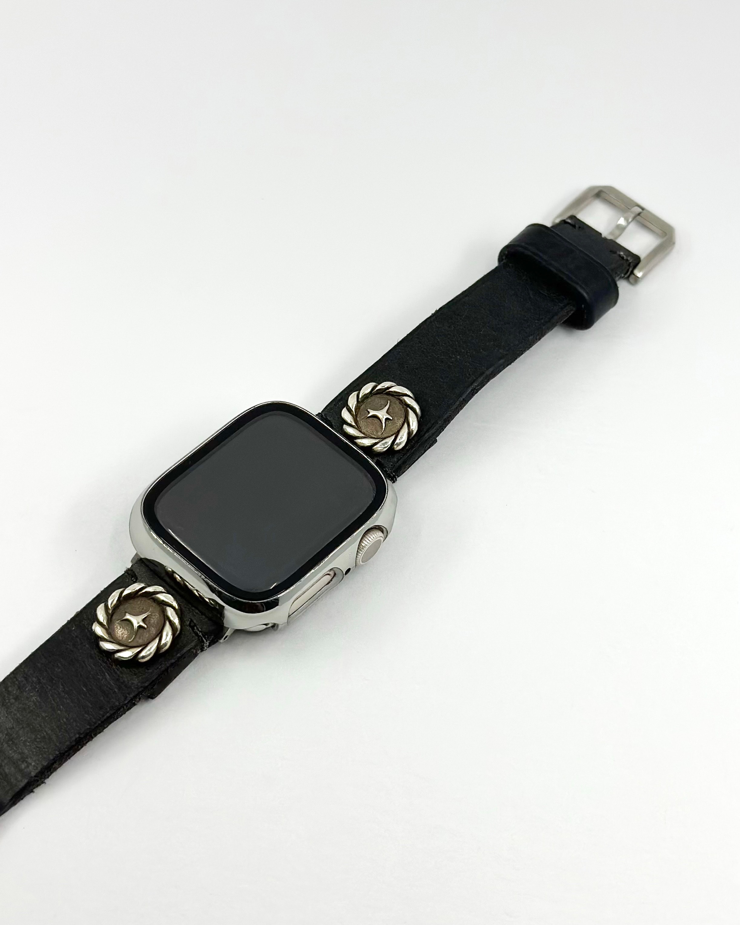 CONCHO APPLE WATCH STRAP (BLACK) / SILVER 925