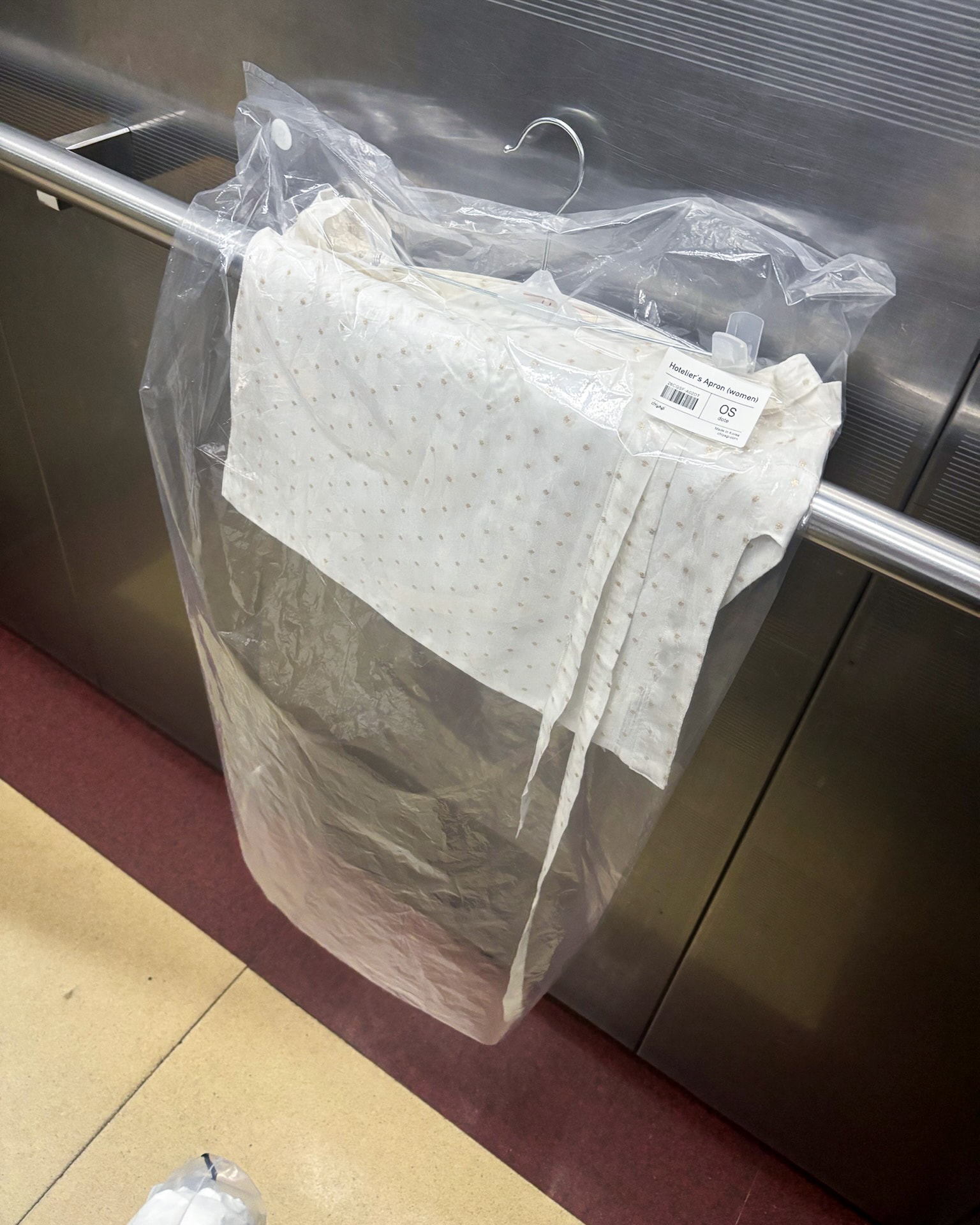 Hotelier's Apron (gold thread)