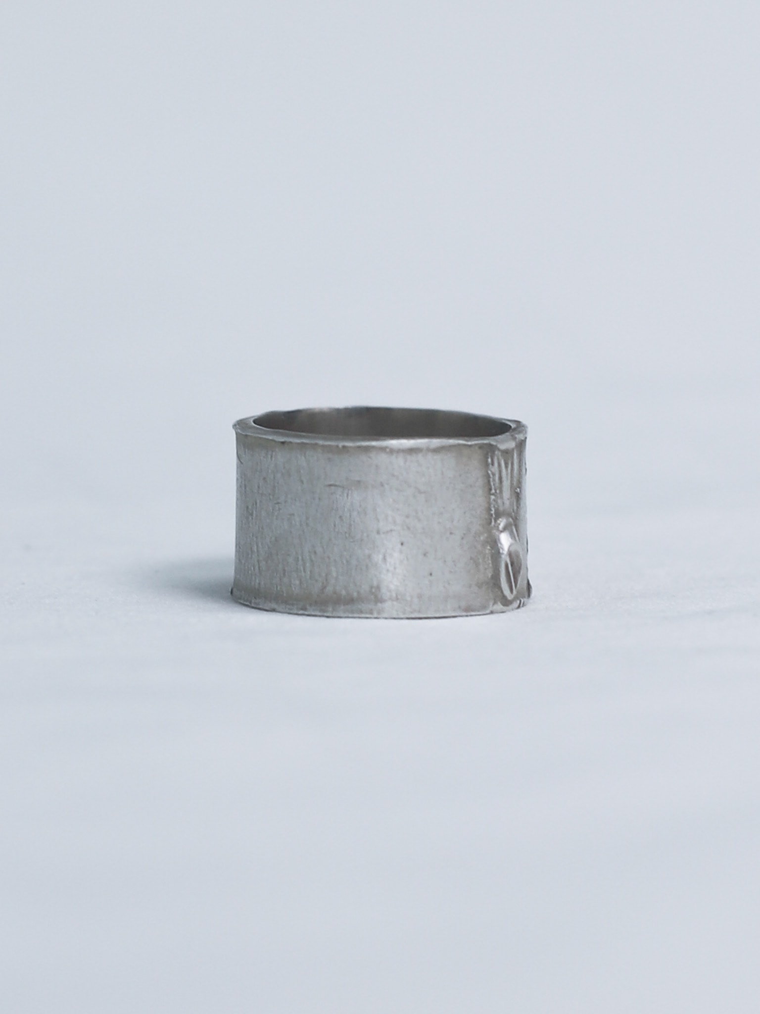 KNIGHT Jewel Base Ring