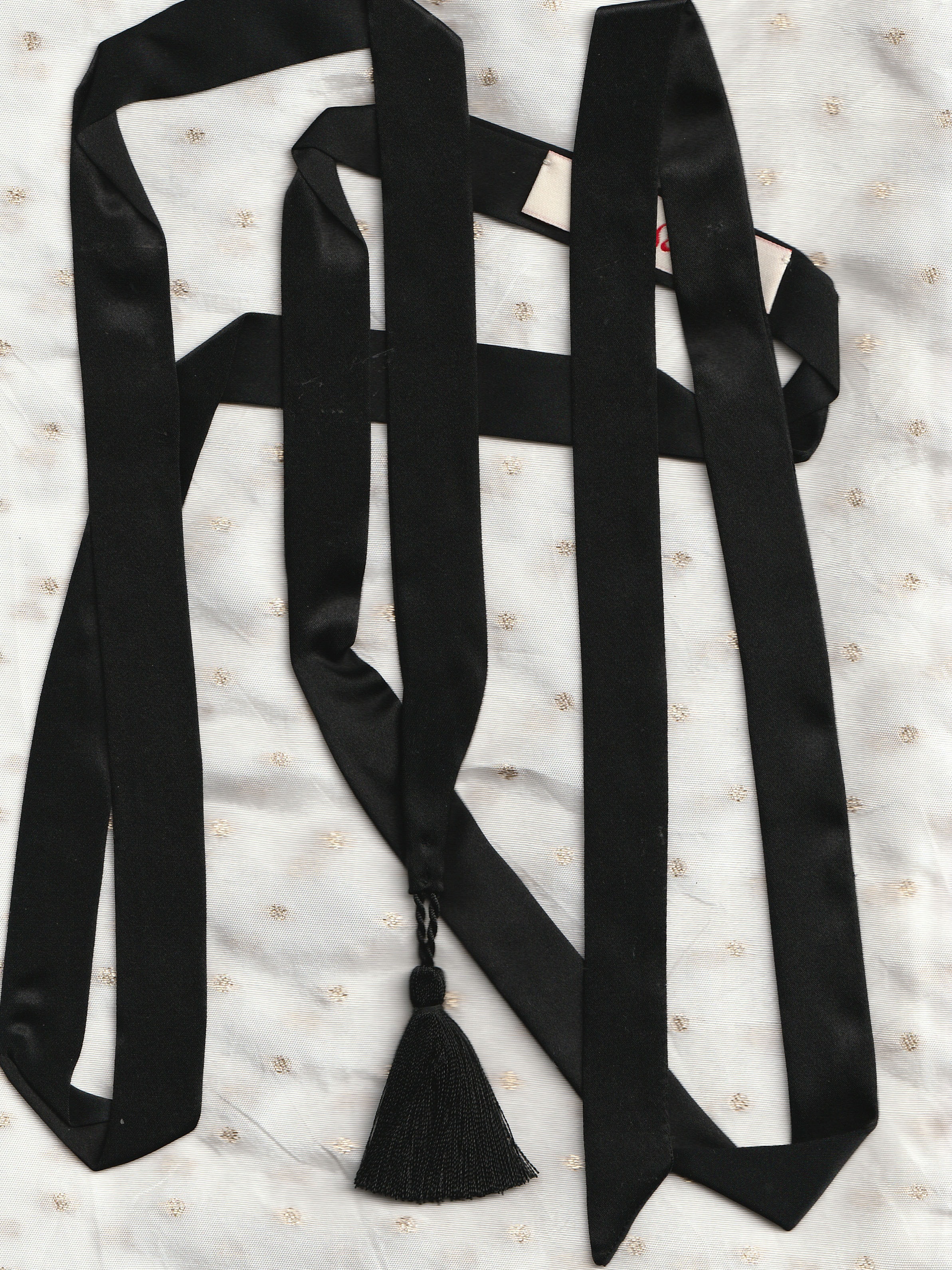 Silk Tessel Scarf of Collins (black)