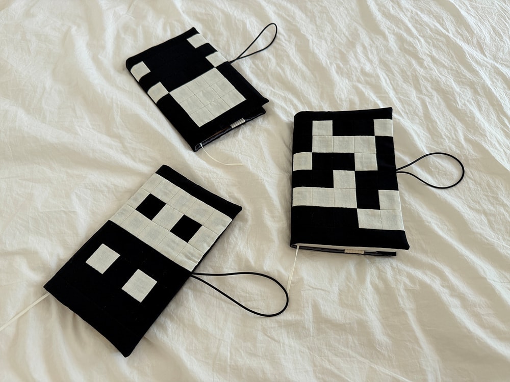 [공식몰 한정] Piece by piece Book cover 01