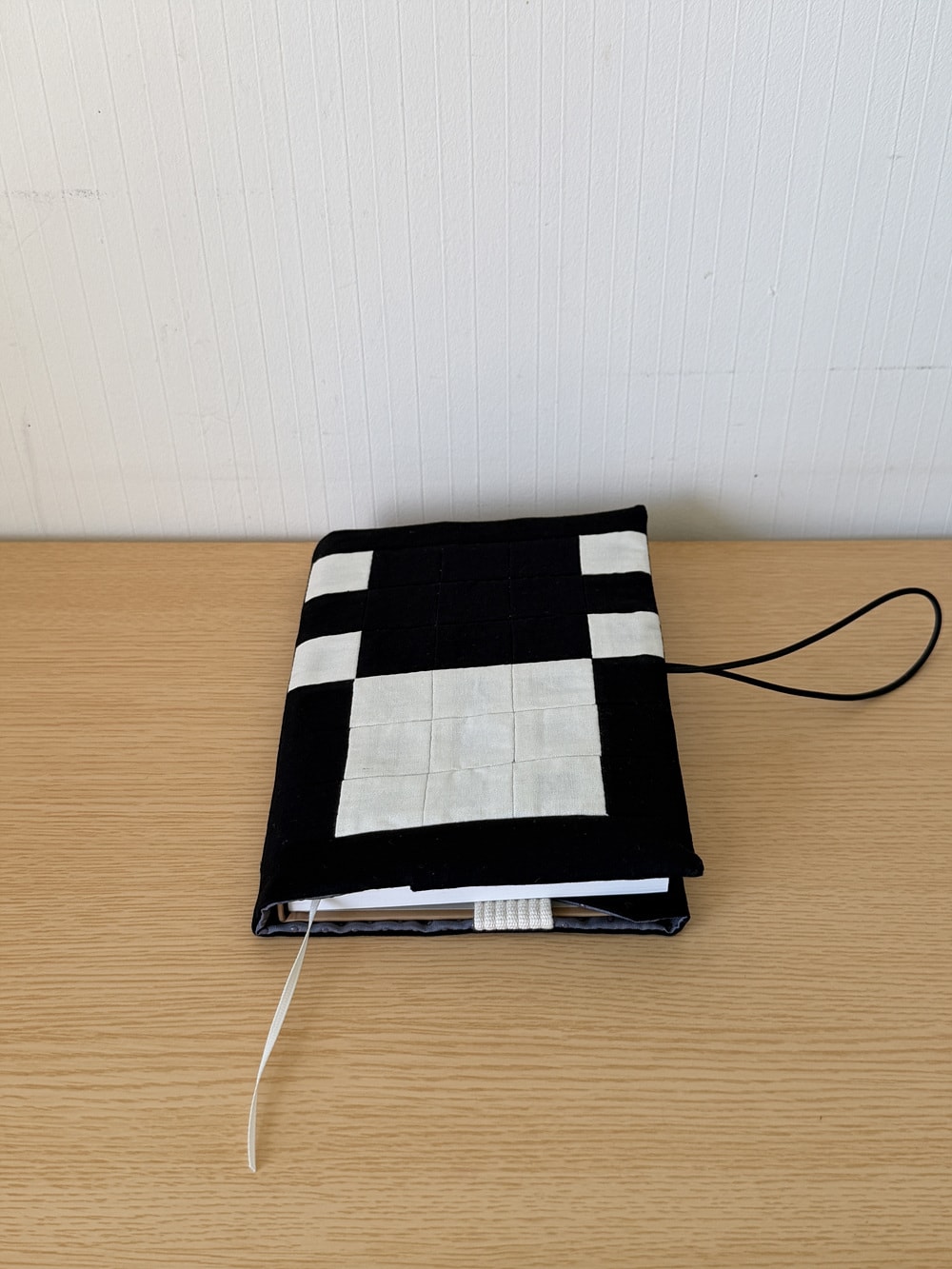 [공식몰 한정] Piece by piece Book cover 03