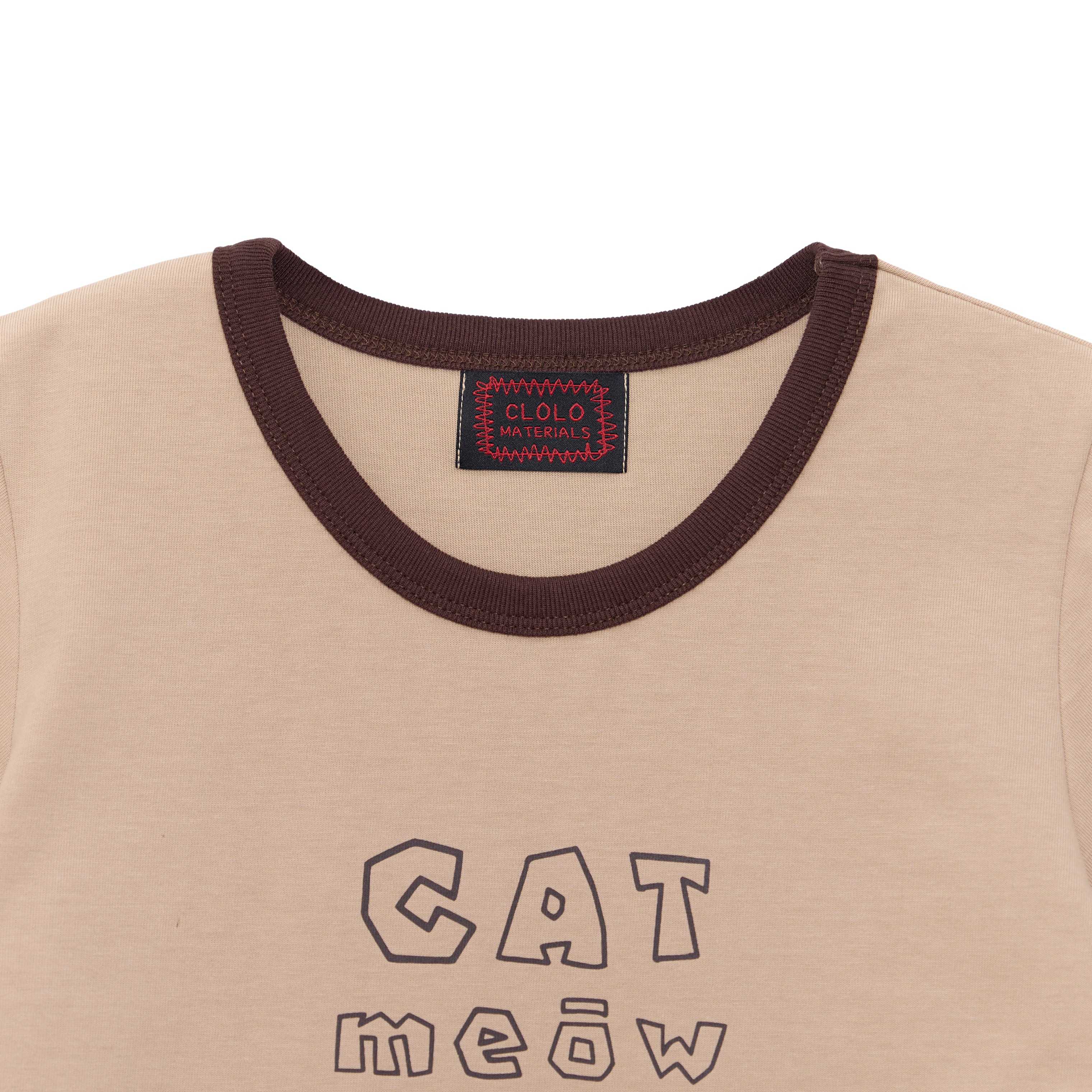 CHECK KITTY APPLIQUE RINGER TEE — BEIGE