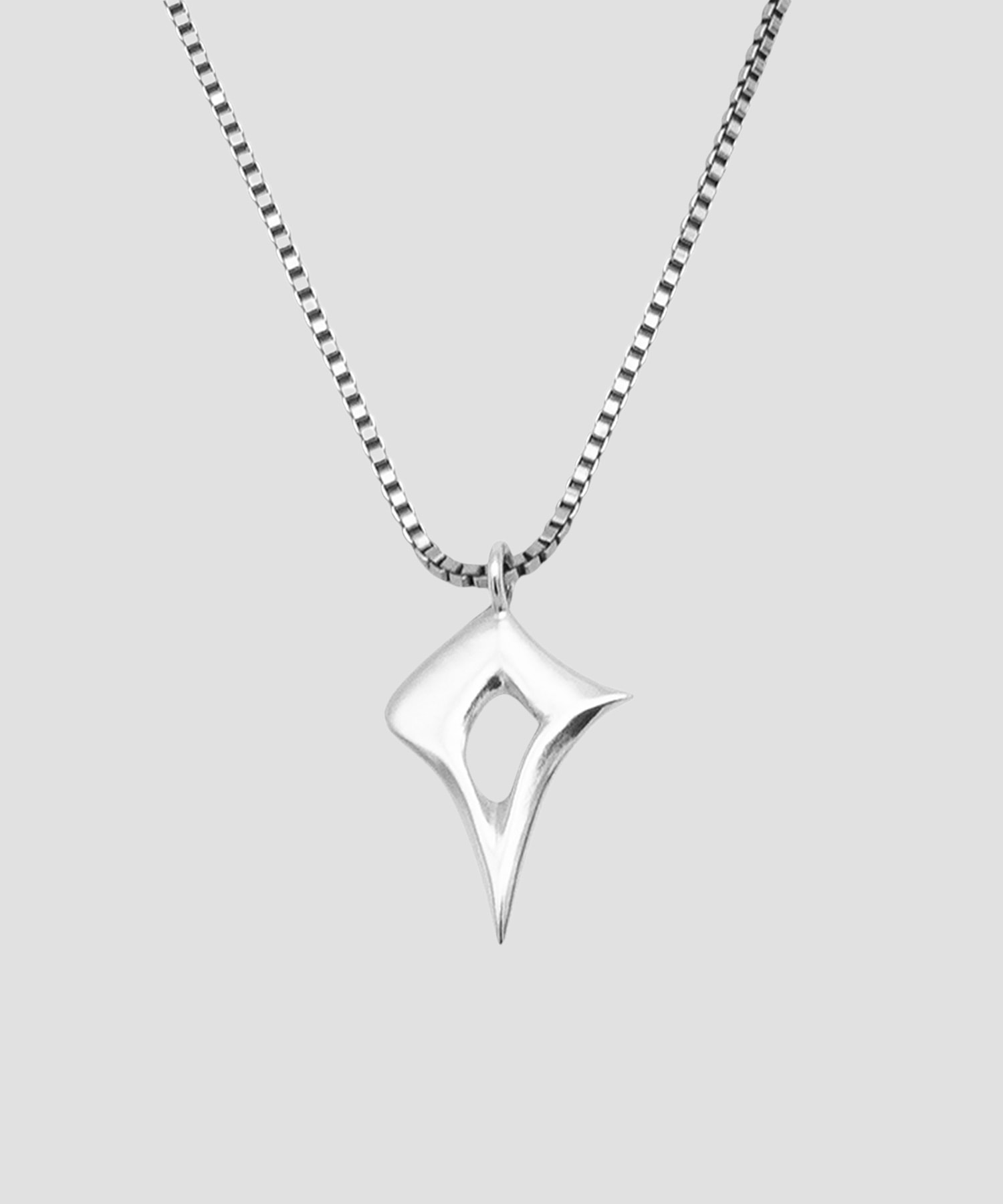 COS-DNB NECKLACE