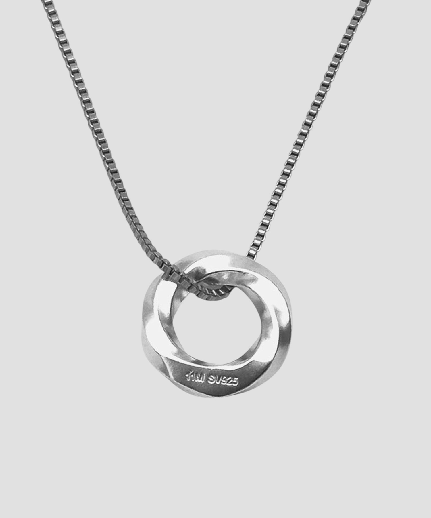 COS-MOB NECKLACE