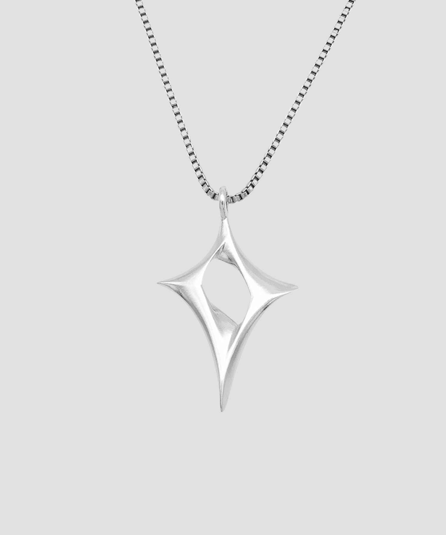 COS-SRI NECKLACE