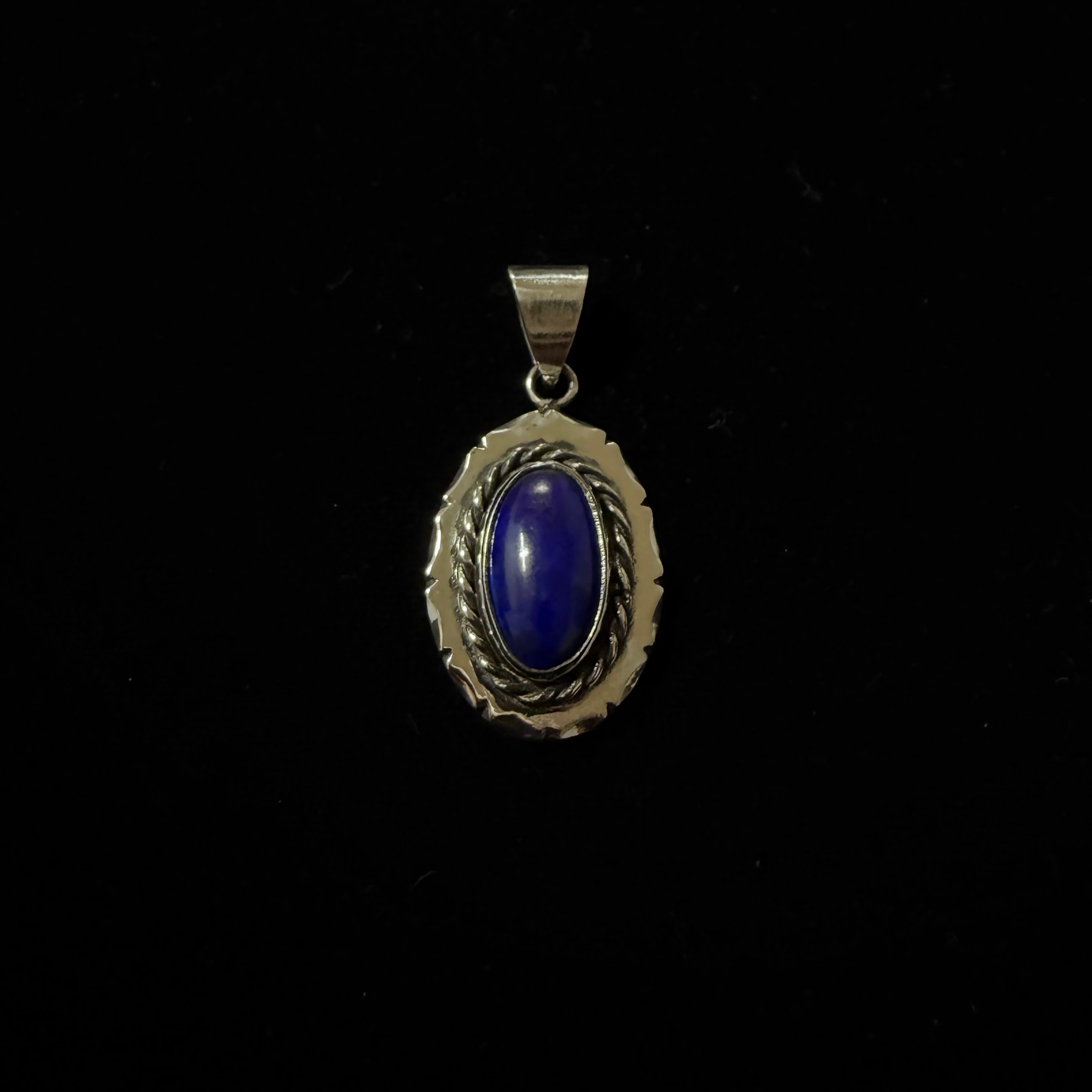 Natural lapis lazuli pendant