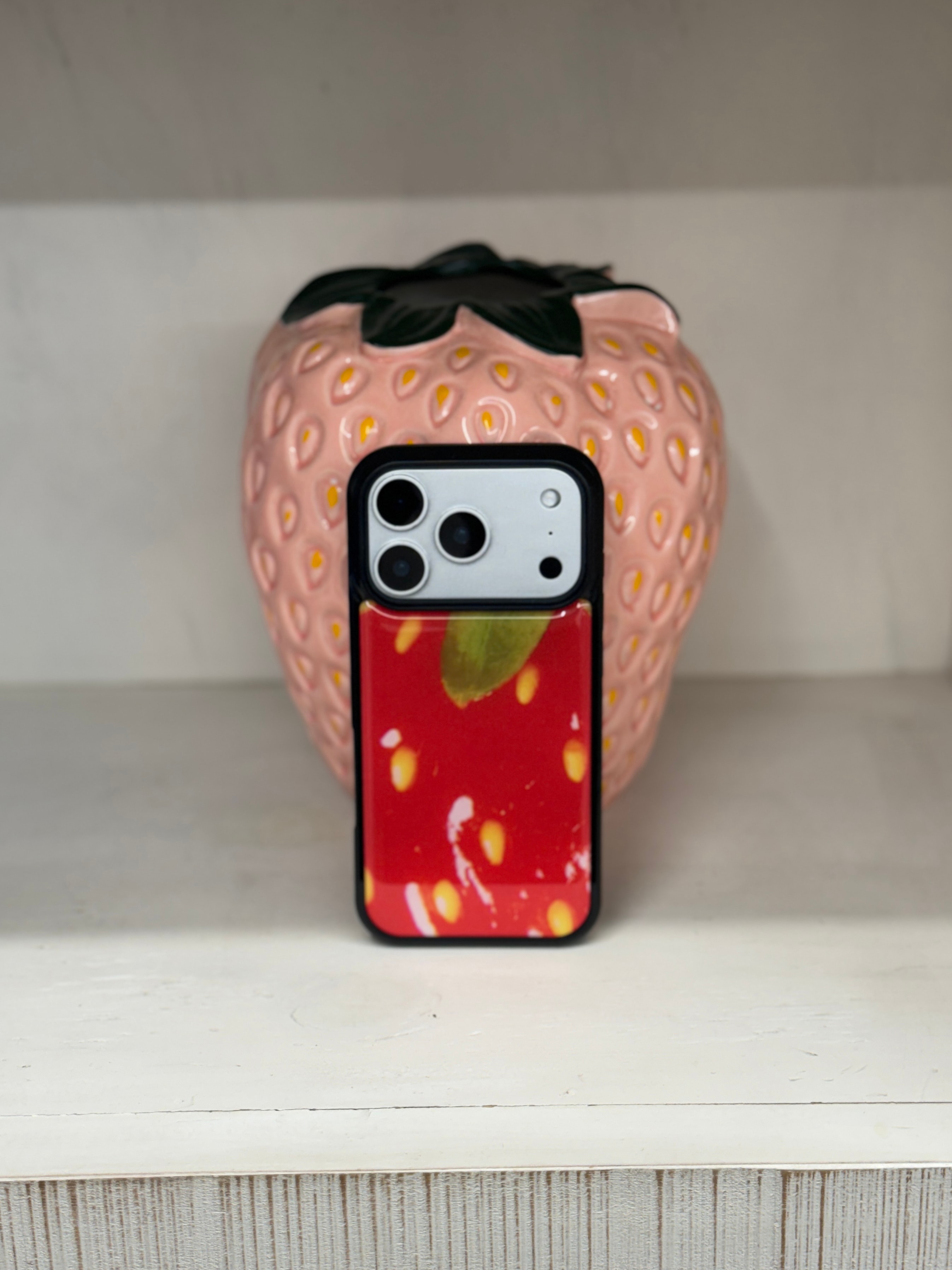 당일발송 새상품) 딸기의 변신은 무죄! epoxy case
