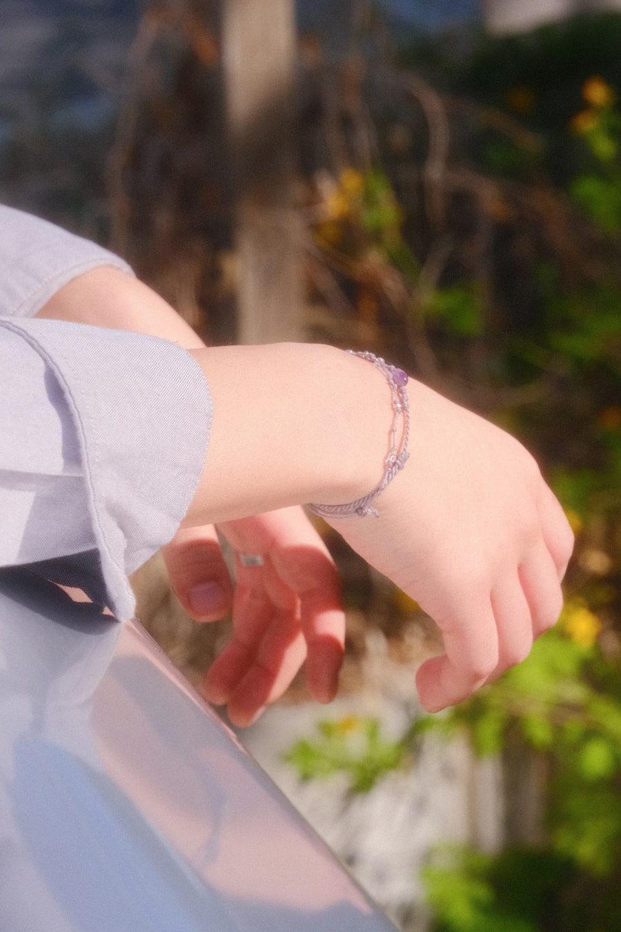 Mote bracelet