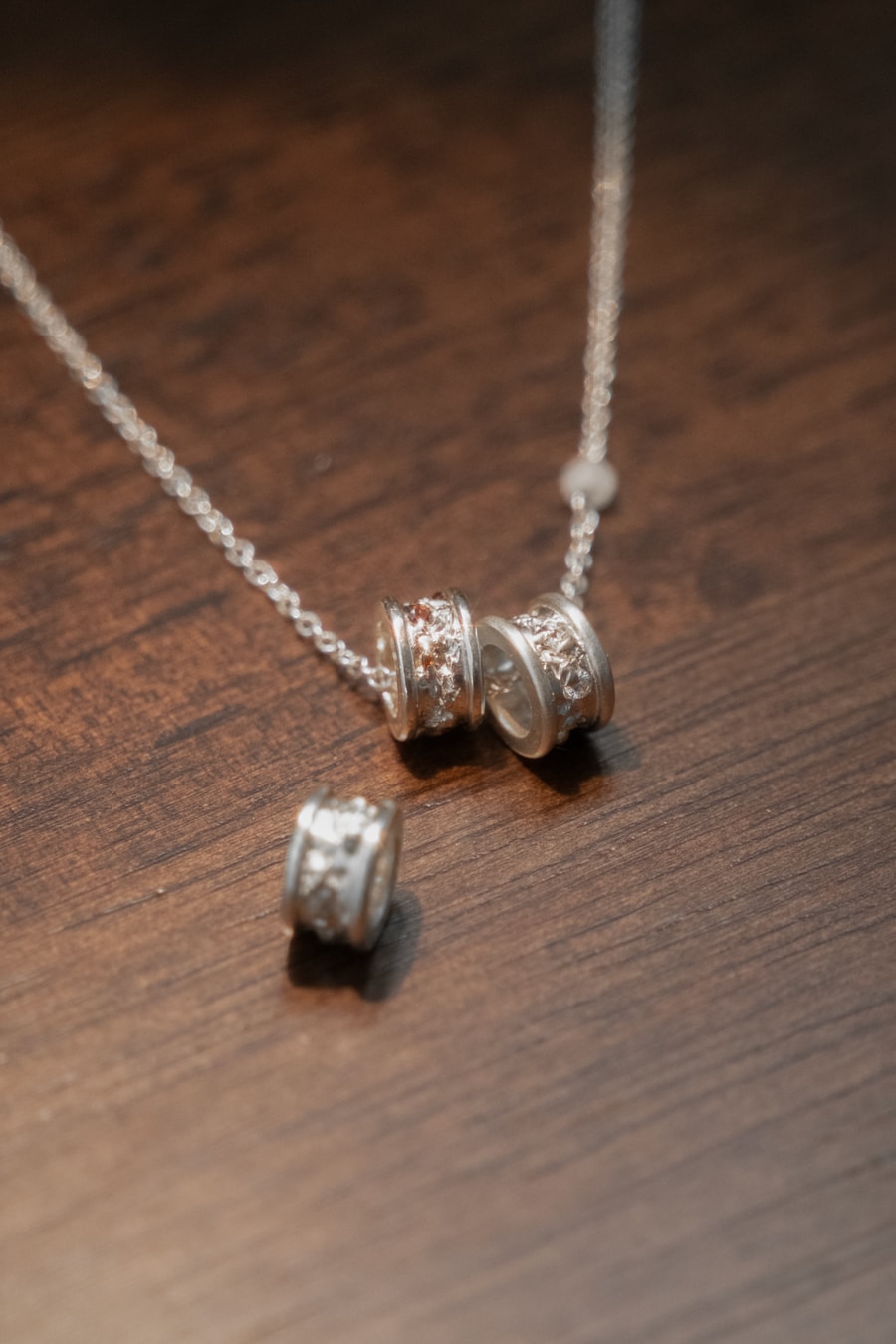 Glint Stone Necklace