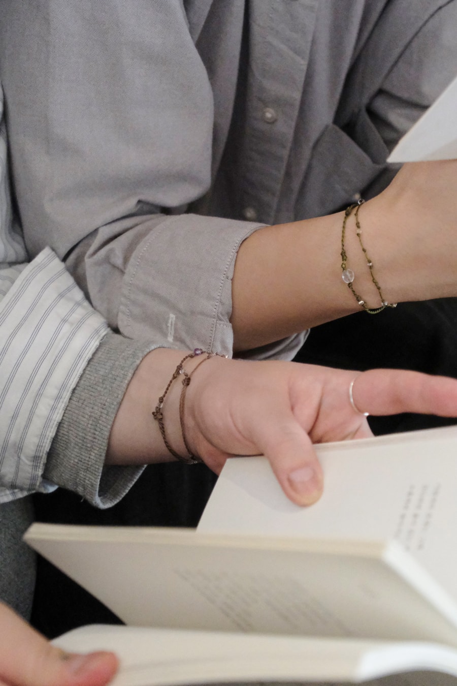 Mote bracelet
