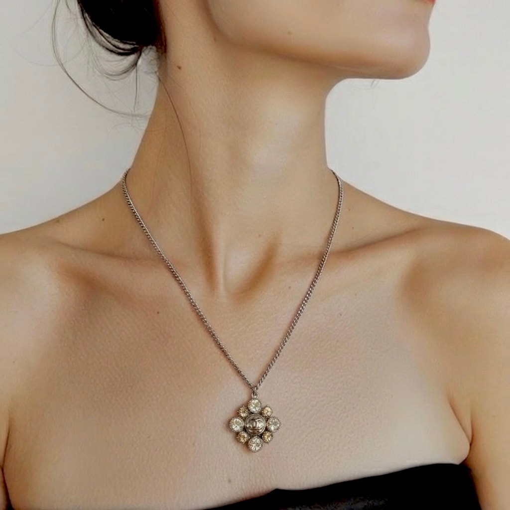 2008 vintage CHANEL crystal CC pendant necklace