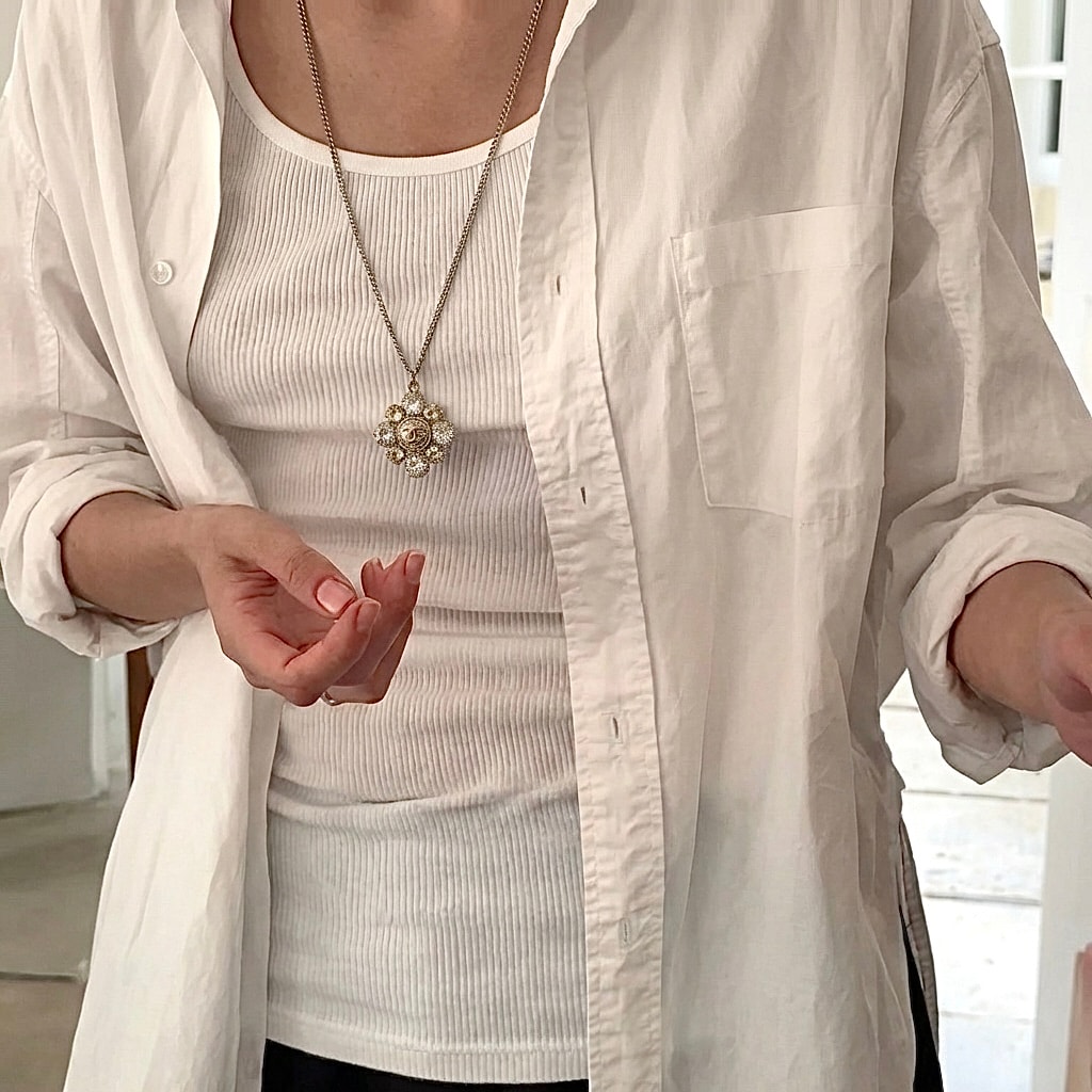 2008 vintage CHANEL crystal CC pendant necklace