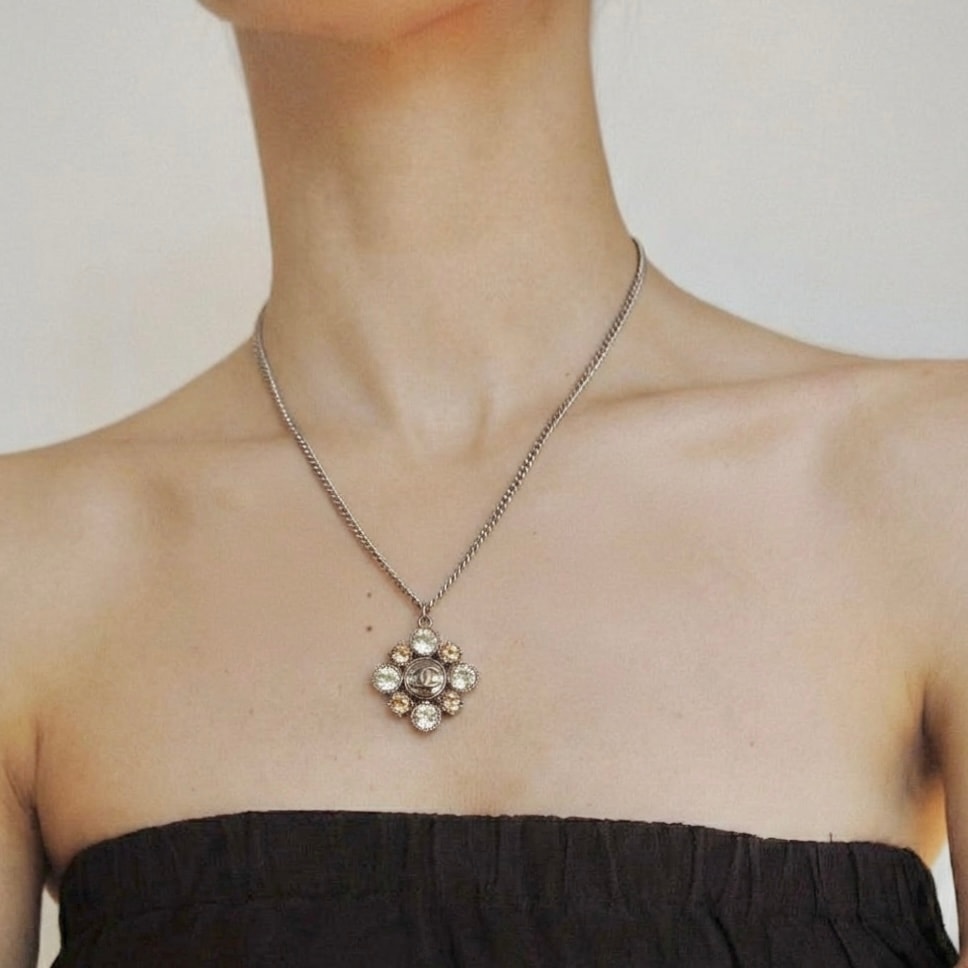 2008 vintage CHANEL crystal CC pendant necklace